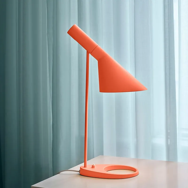 Clearance AJ Mini bordlampe, electric orange Orange Lamper|Lamper Til Reol