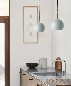 Outlet Ball Pendel Ø18, mat aqua green Lamper Til Sofabord|Hængelamper
