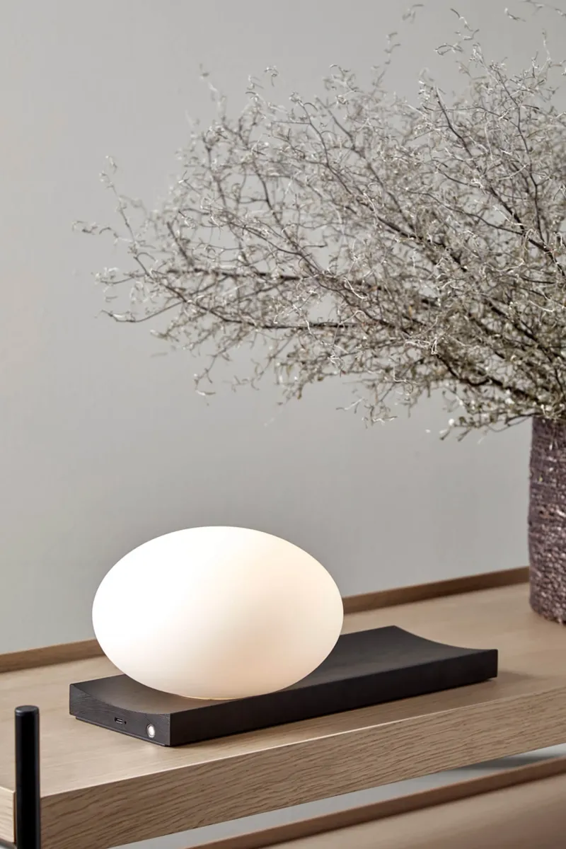 Dew bordlampe / væglampe, opal/sort Transportable Lamper|Lamper Med Usb