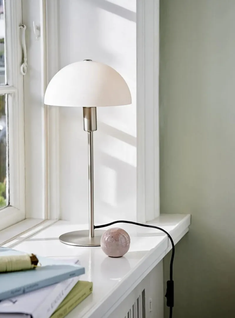 New Ellen 20 bordlampe, børstet stål/opal Hvide Lamper|Skrivebordslamper