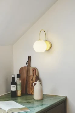 Hot Franca væglampe, messing Messinglamper|Hvide Lamper