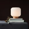 New Milford bordlampe E27, ask/opal Lamper I Træ|Glas Lamper