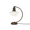 PH 2/2 Luna bordlampe, aged brass/opal Messinglamper|Glas Lamper