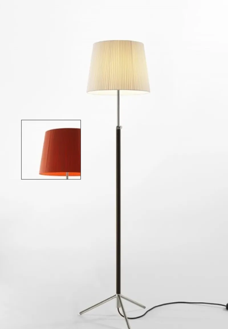 New Pie de salón Gulvlampe G3 rød/krom Standerlamper