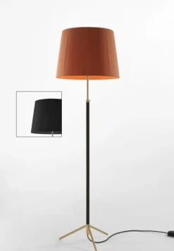 Clearance Pie de salón Gulvlampe G1 sort/messing Standerlamper
