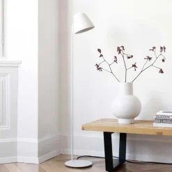 Best Tilt S gulvlampe, hvid Hvide Lamper|Standerlamper