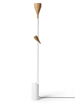 Best Timber Floor spot og uplight til hvid base, eg Lamper I Træ|Standerlamper