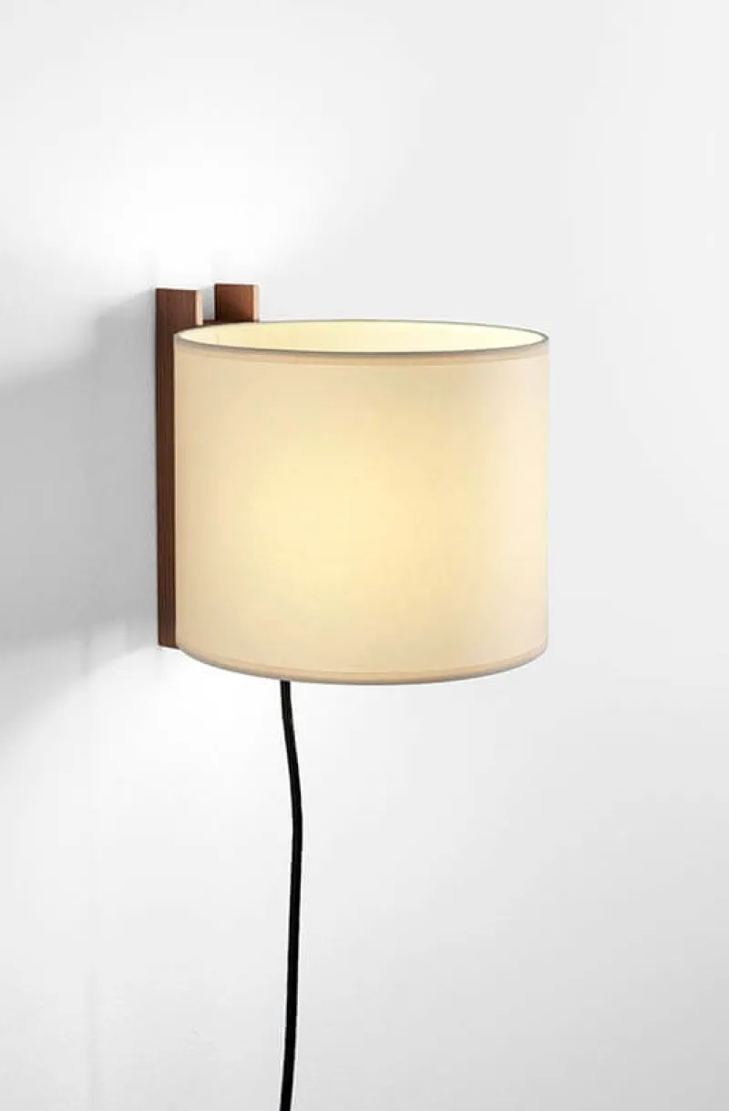 Best TMM Corto væglampe, valnød/beige m/ledning Lamper I Træ|Stue Lamper